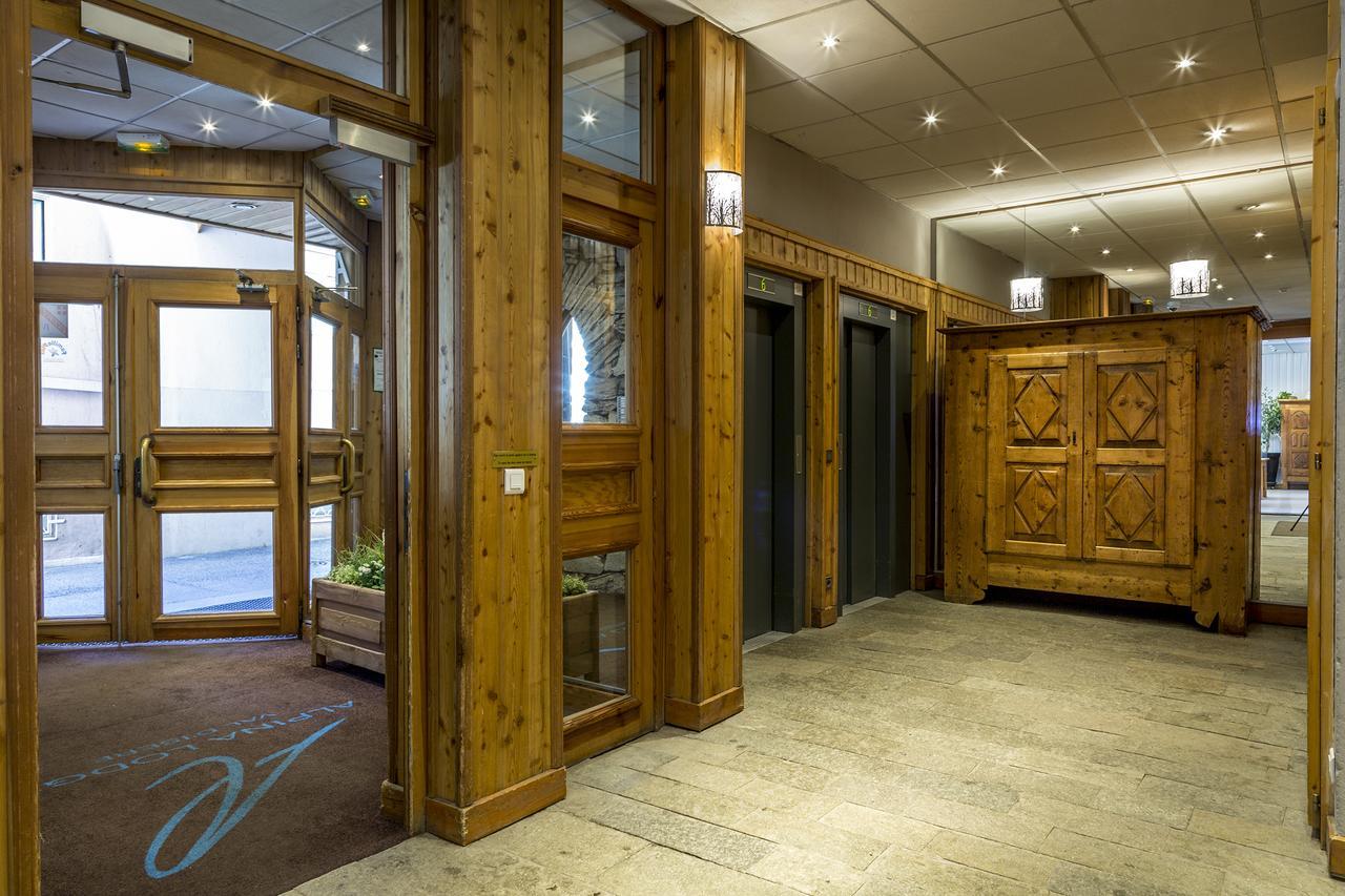 Madame Vacances Residence Alpina Lodge Val-dʼIsère エクステリア 写真